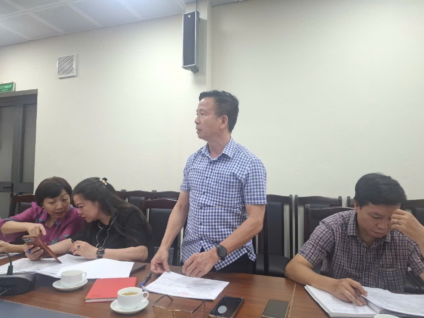 Họp Tiểu ban Tuyên truyền khánh tiết và Tổ chức phục vụ Đại hội Đảng bộ phường nhiệm kỳ 2025-2030- Ảnh 4.