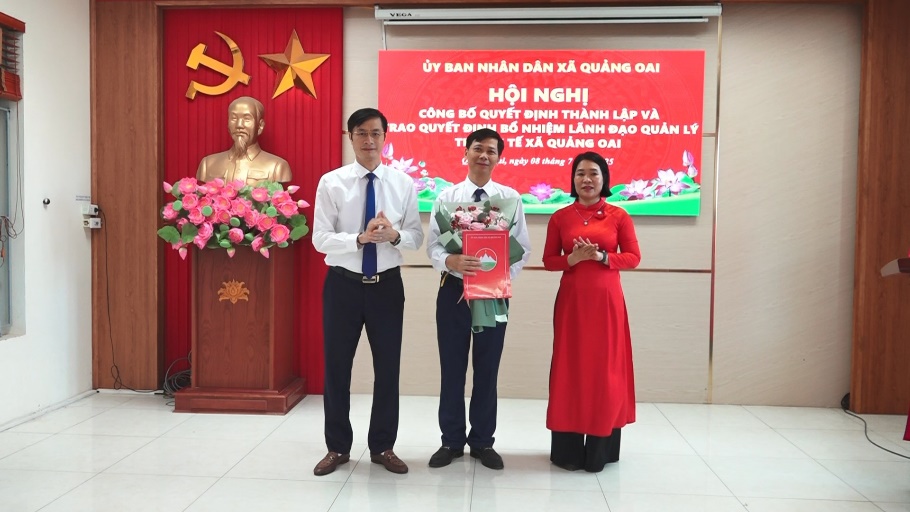 Xã Quảng Oai thành lập Trạm Y tế, công bố quyết định bổ nhiệm Lãnh đạo Trạm- Ảnh 2.