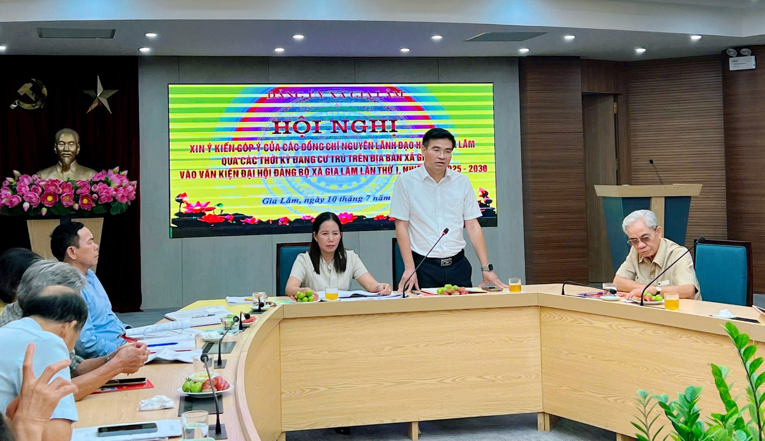 Hội nghị xin ý kiến góp ý của nguyên lãnh đạo Huyện Gia Lâm vào dự thảo văn kiện Đại hội Đảng bộ xã Gia Lâm lần thứ I, nhiệm kỳ 2025-2030- Ảnh 5.