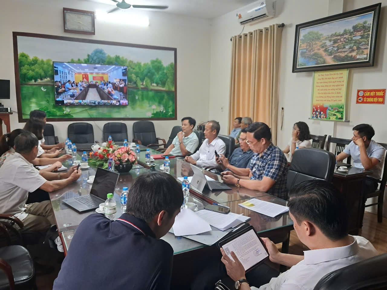 Xuân Mai dự Hội nghị trực tuyến tiếp xúc cử tri của Đoàn đại biểu Quốc hội đơn vị số 8- Ảnh 2.