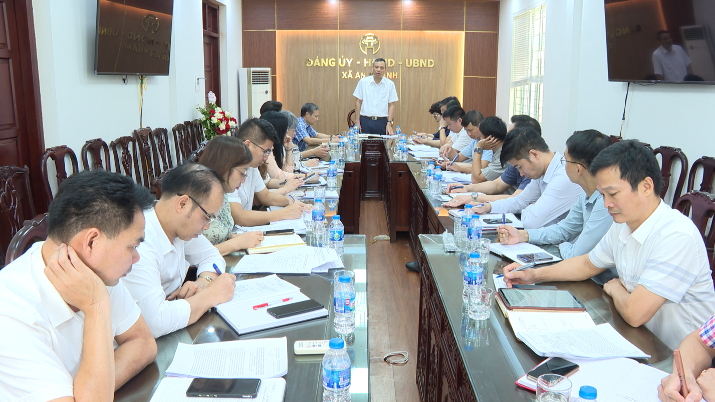 Ban chấp hành Đảng bộ xã An Khánh nghe dự thảo Báo cáo chính trị trình Đại hội Đảng bộ xã- Ảnh 2.