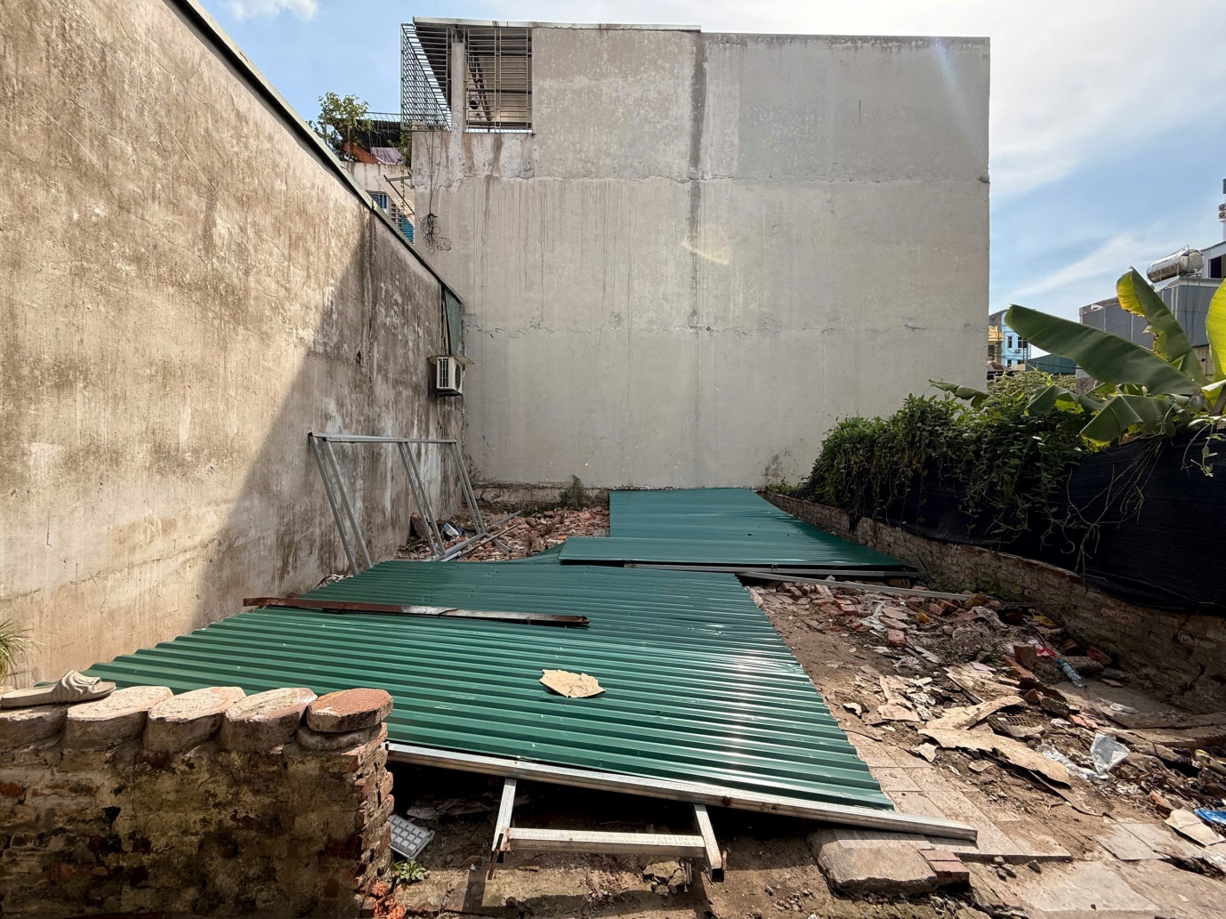 Tổ chức giải tỏa công trình, vật kiến trúc vi phạm về TTXD, quản lý đất đai trên địa bàn phường Khương Đình- Ảnh 6.