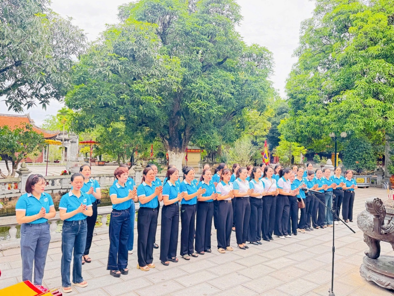Hội LHPN xã Mê Linh: Tổ chức Hội nghị Ban Chấp hành lần thứ nhất- Ảnh 4.
