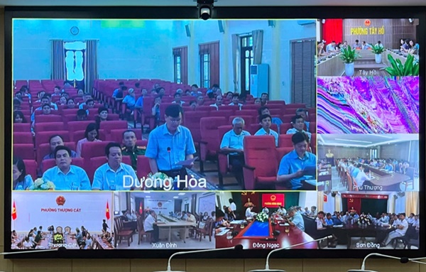 Đoàn đại biểu Quốc Hội thành phố Hà Nội (đơn vị bầu cử số 5) tiếp xúc cử tri 11 xã, phường sau kỳ họp thứ 9, Quốc Hội khóa XV- Ảnh 8.