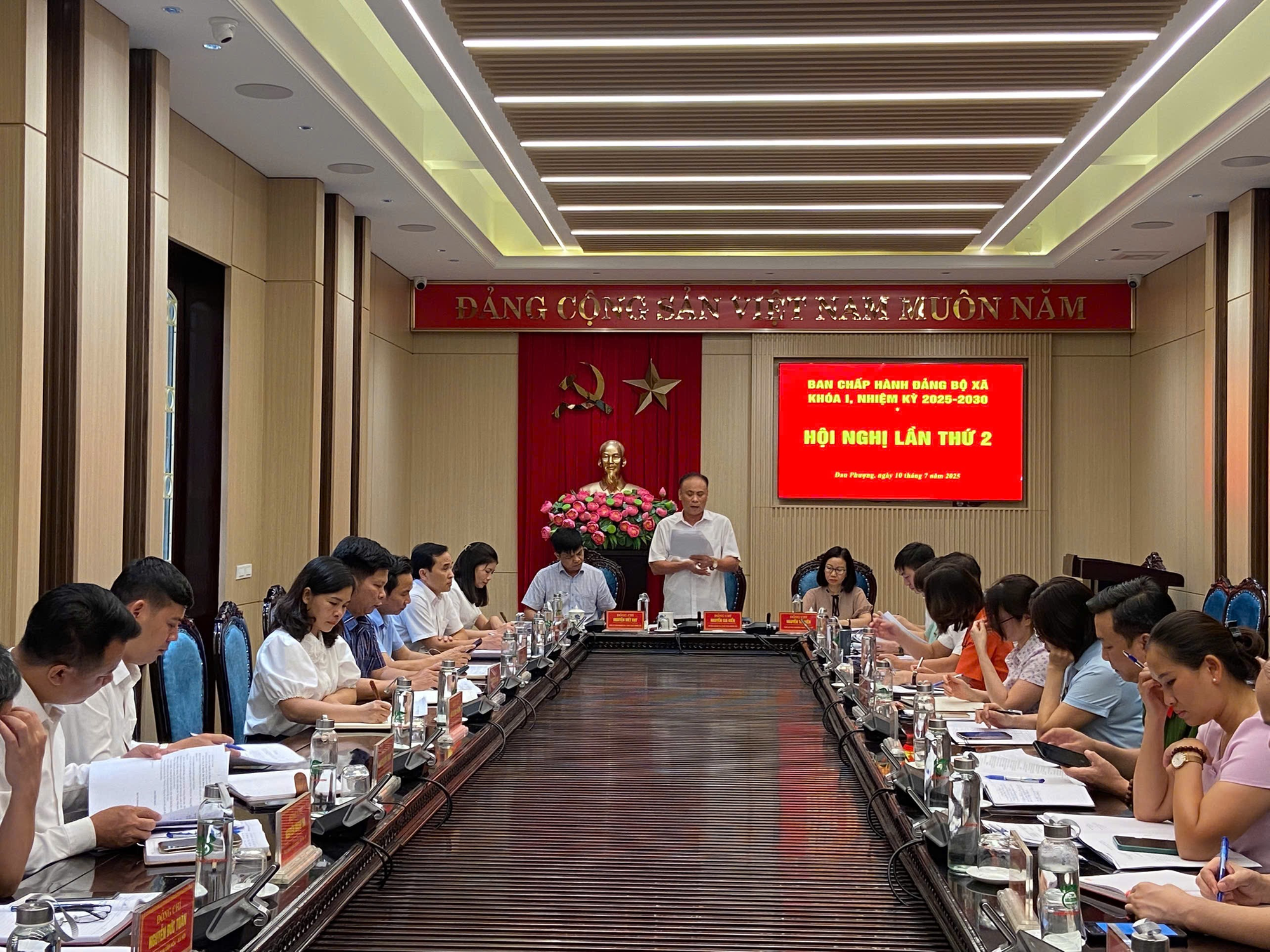 Hội nghị Ban chấp hành Đảng bộ xã Đan Phượng lần thứ 2,khóa I  nhiệm kỳ 2025-2030.- Ảnh 1.