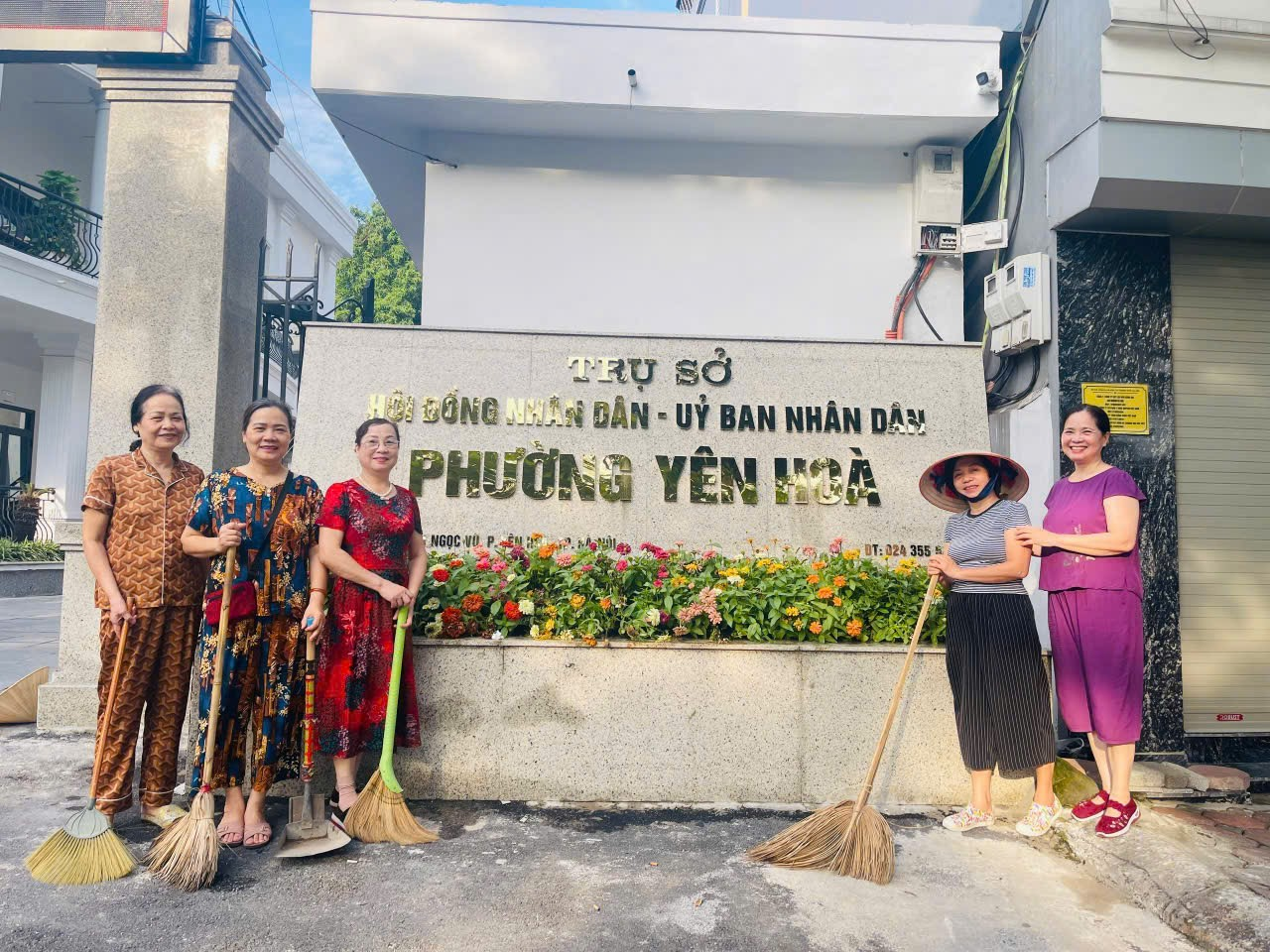 Phát huy vai trò cán bộ, hội viên phụ nữ trong công tác bảo vệ môi trường “Sáng - Xanh - Sạch - Đẹp” - Ảnh 1.