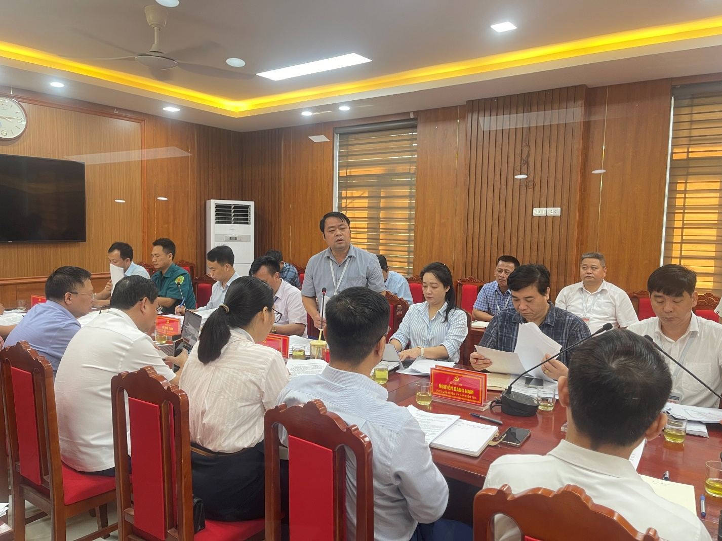 BCH Đảng bộ xã Vĩnh Thanh tổ chức Hội nghị lần thứ hai Ban chấp hành Đảng bộ xã khóa I, nhiệm kỳ 2025-2030- Ảnh 2.