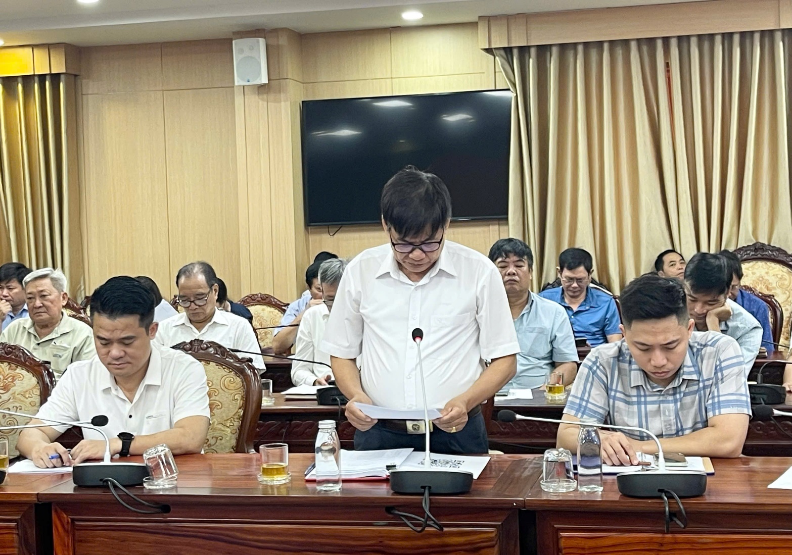 Đoàn đại biểu Quốc Hội thành phố Hà Nội (đơn vị bầu cử số 5) tiếp xúc cử tri 11 xã, phường sau kỳ họp thứ 9, Quốc Hội khóa XV- Ảnh 9.