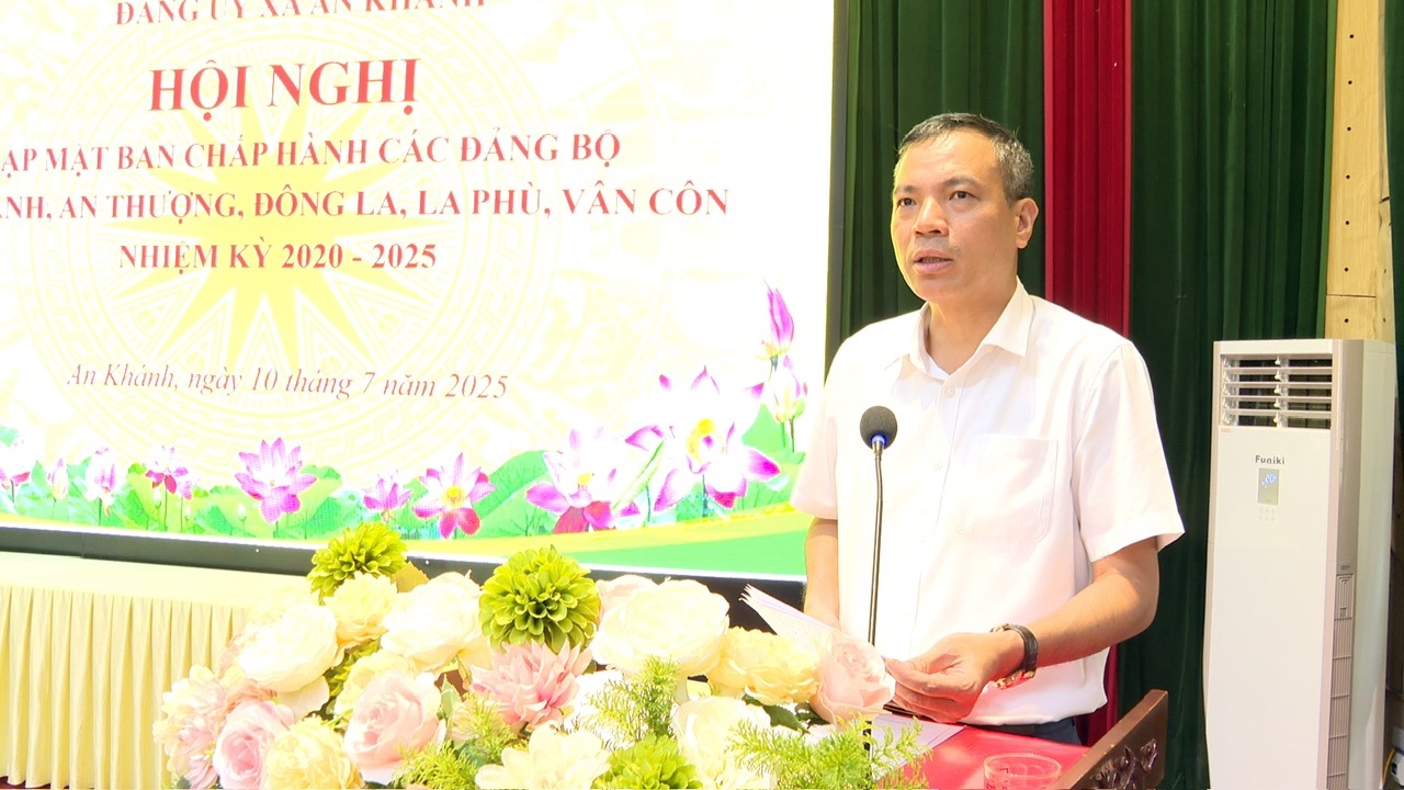 Gặp mặt các đồng chí trong Ban Chấp hành Đảng bộ 5 xã trước sắp xếp- Ảnh 1.