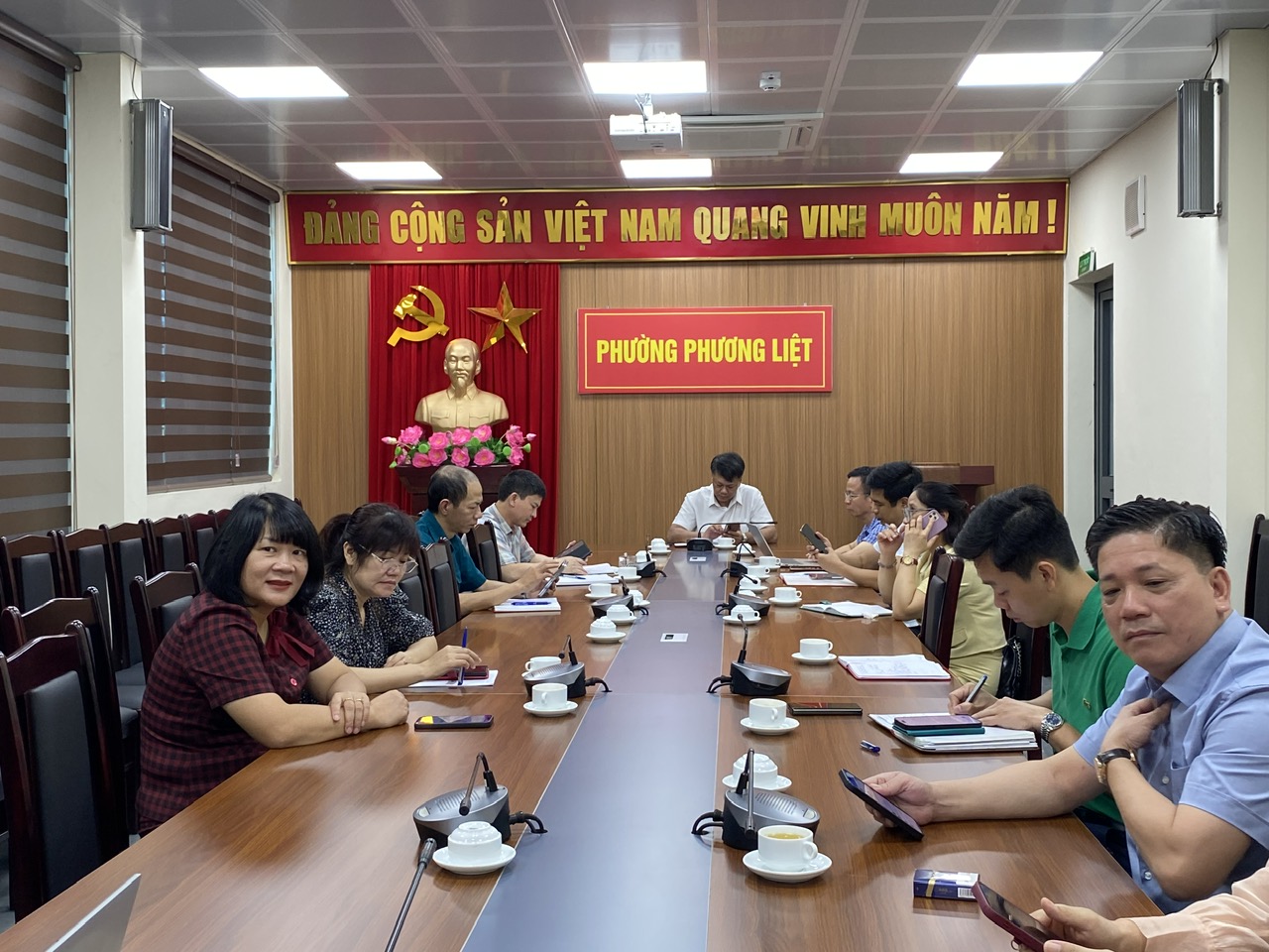 Cán bộ, công chức phường Phương Liệt tham dự tập huấn sử dụng Hệ thống thông tin tiếp nhận, xử lý phản ánh, kiến nghị, sáng kiến, giải pháp phát triển khoa học, công nghệ, đổi mới sáng tạo và chuyển đổi số- Ảnh 1.