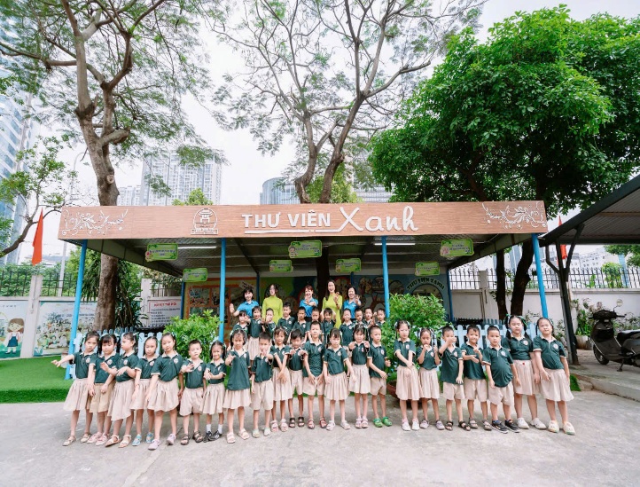 TRƯỜNG TIỂU HỌC NAM TRUNG YÊN - Điểm sáng trong phong trào xây dựng “Thư viện thân thiện”- Ảnh 3.