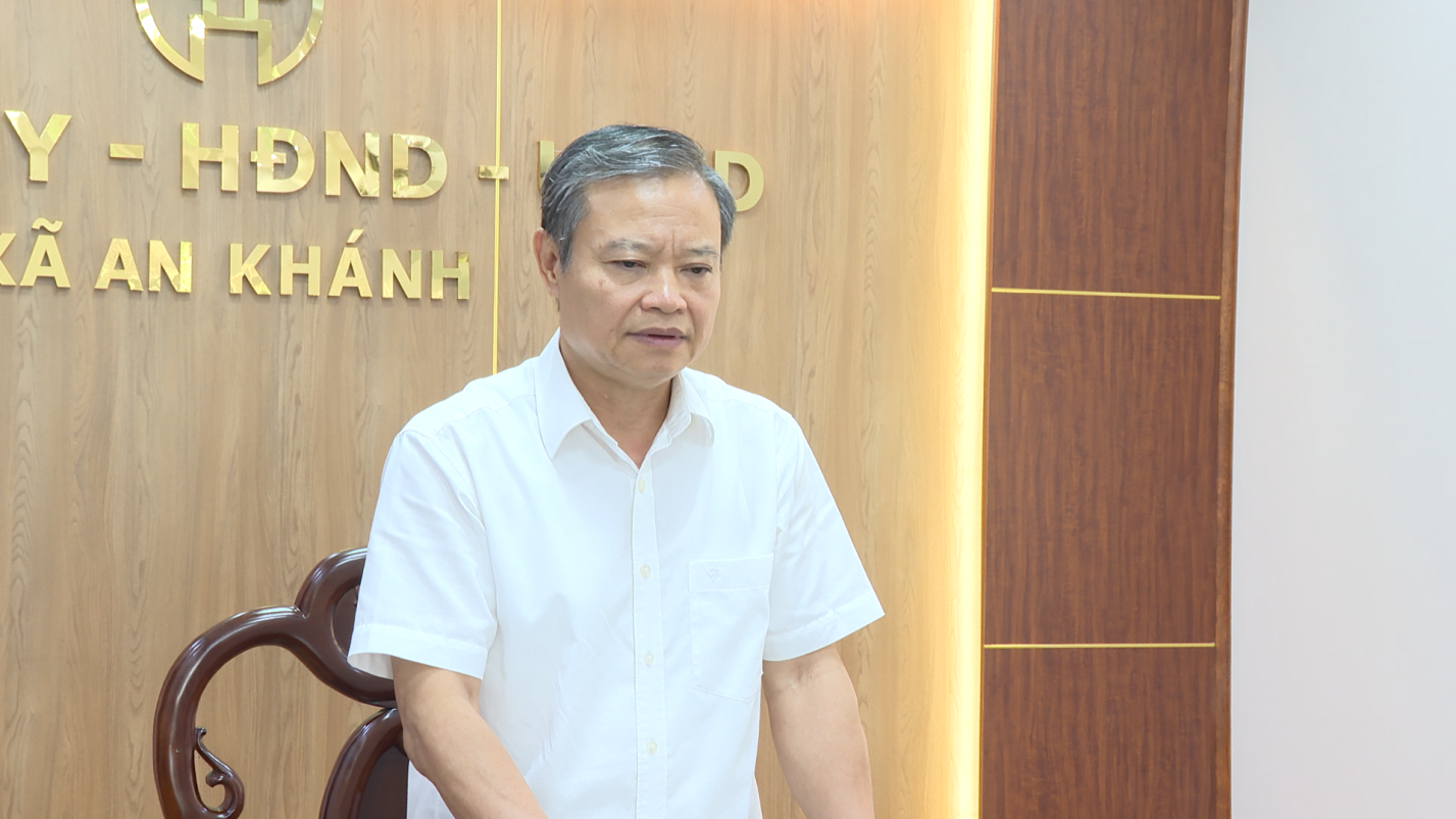 Đồng chí Hồ Trung Nghĩa - Phó Bí thư Đảng ủy, Chủ tịch UBND xã An Khánh làm việc với phòng Kinh tế - Ảnh 5.