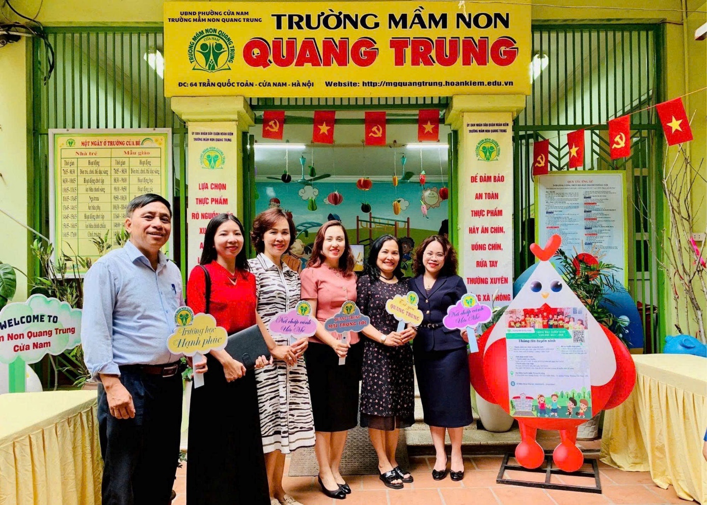 Các trường trên địa bàn phường Cửa Nam chuẩn bị sẵn sàng các điều kiện cho công tác tuyển sinh trực tiếp năm học 2025-2026- Ảnh 1.