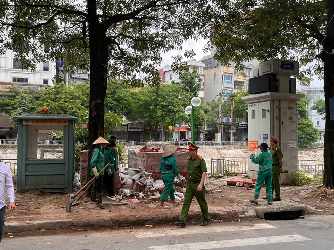 Xử lý vi phạm trật tự đô thị tại các tuyến đường dọc sông Tô Lịch- Ảnh 5.