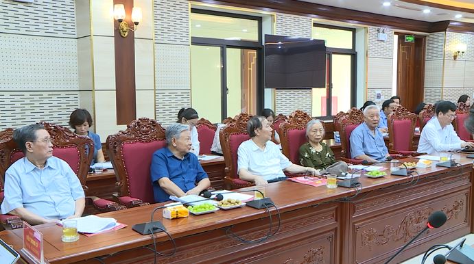 Hội nghị xin ý kiến đóng góp vào dự thảo Báo cáo chính trị trình Đại hội đại biểu Đảng bộ xã Phúc Thọ nhiệm kỳ 2025-2030- Ảnh 5.