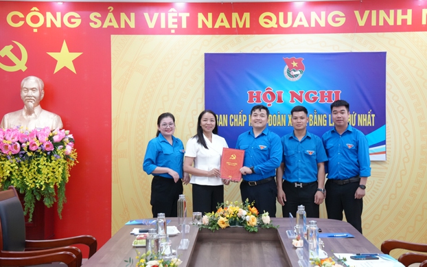 Hội nghị Ban Chấp hành Đoàn xã Hạ Bằng lần thứ Nhất: Củng cố tổ chức, phát huy sức trẻ