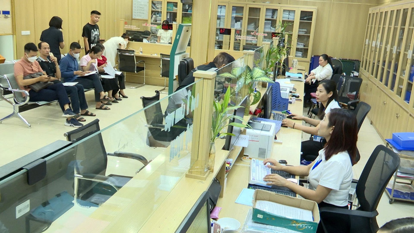 Xã Hoài Đức: Đảm bảo bộ máy mới với yêu cầu “chất” và “lượng”- Ảnh 1.