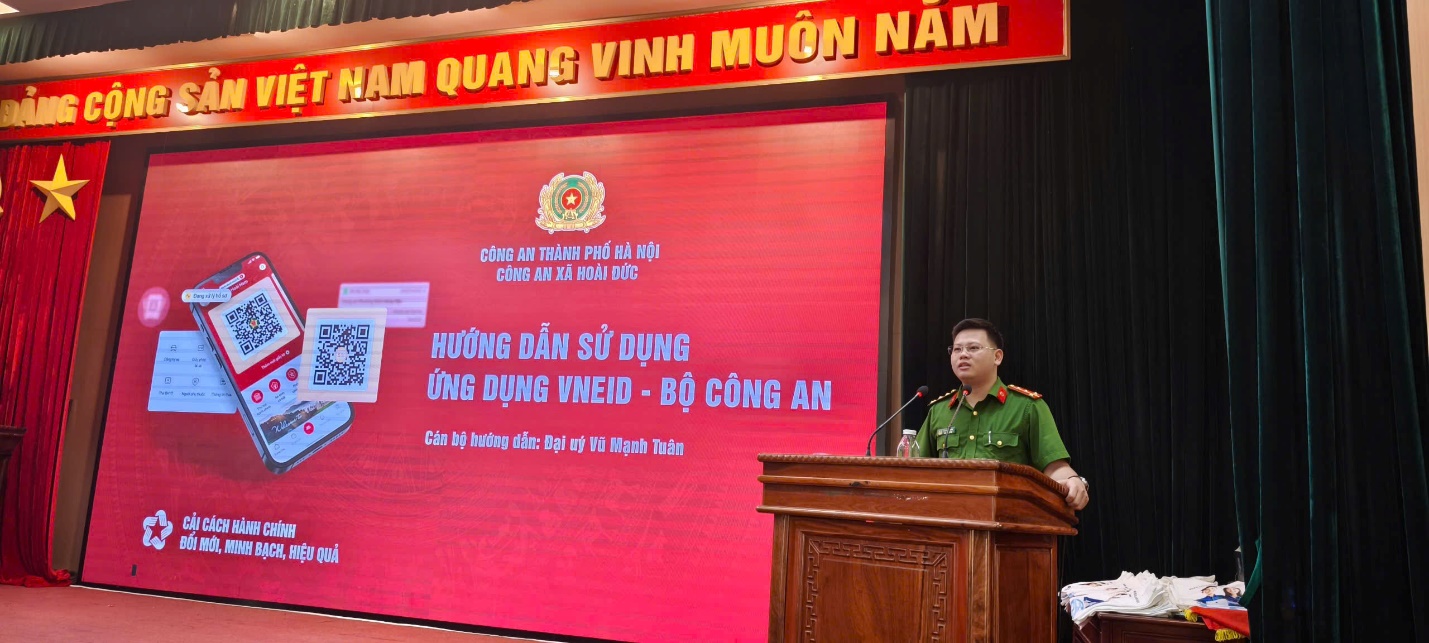 Đoàn TNCS Hồ Chí Minh xã Hoài Đức tổ chức gặp mặt cán bộ Đoàn sau khi hoàn tất vận hành chính quyền địa phương hai cấp, triển khai nhiệm vụ 6 tháng cuối năm 2025- Ảnh 2.