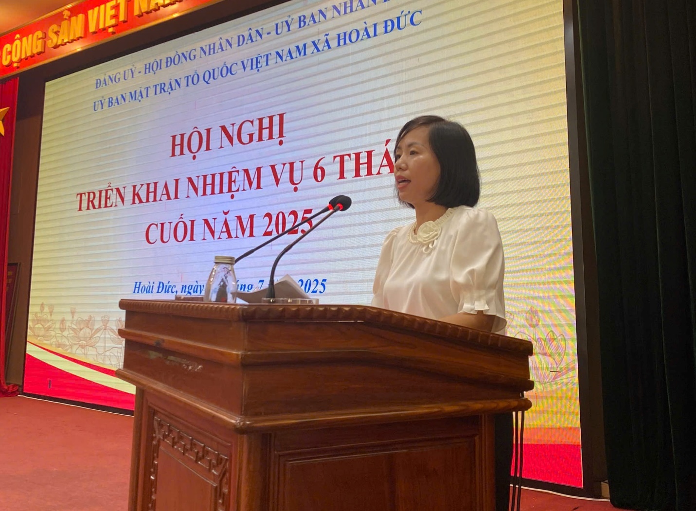 Ban thường trực Uỷ ban MTTQ Việt Nam xã Hoài Đức tổ chức hội nghị gặp mặt các đồng chí Trưởng ban Mặt trận, trưởng các đoàn thể ở thôn, tổ dân phố triển khai nhiệm vụ 6 tháng cuối năm 2025- Ảnh 2.