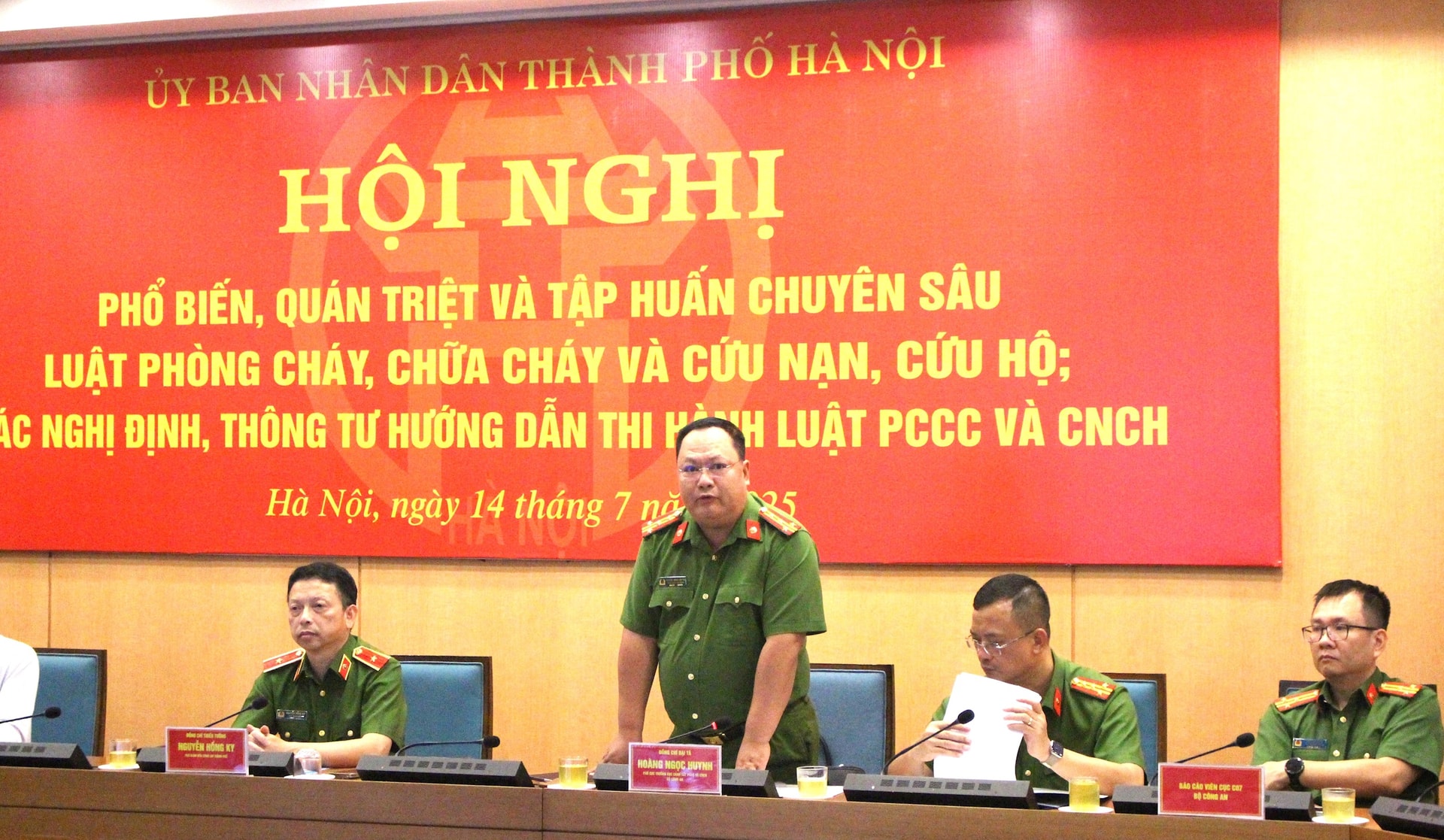 Hà Nội vận động 100% hộ gia đình trang bị, lắp đặt hệ thống cảnh báo cháy sớm- Ảnh 3.