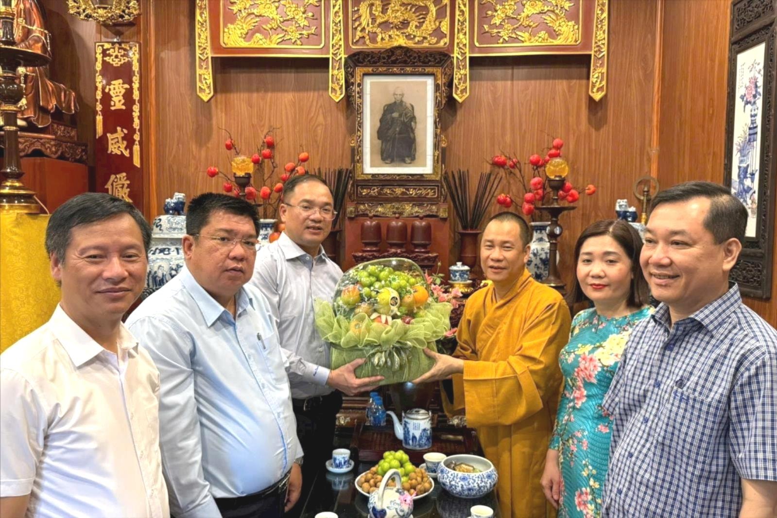Lãnh đạo phường Đống Đa thăm một số tổ chức tôn giáo- Ảnh 1.