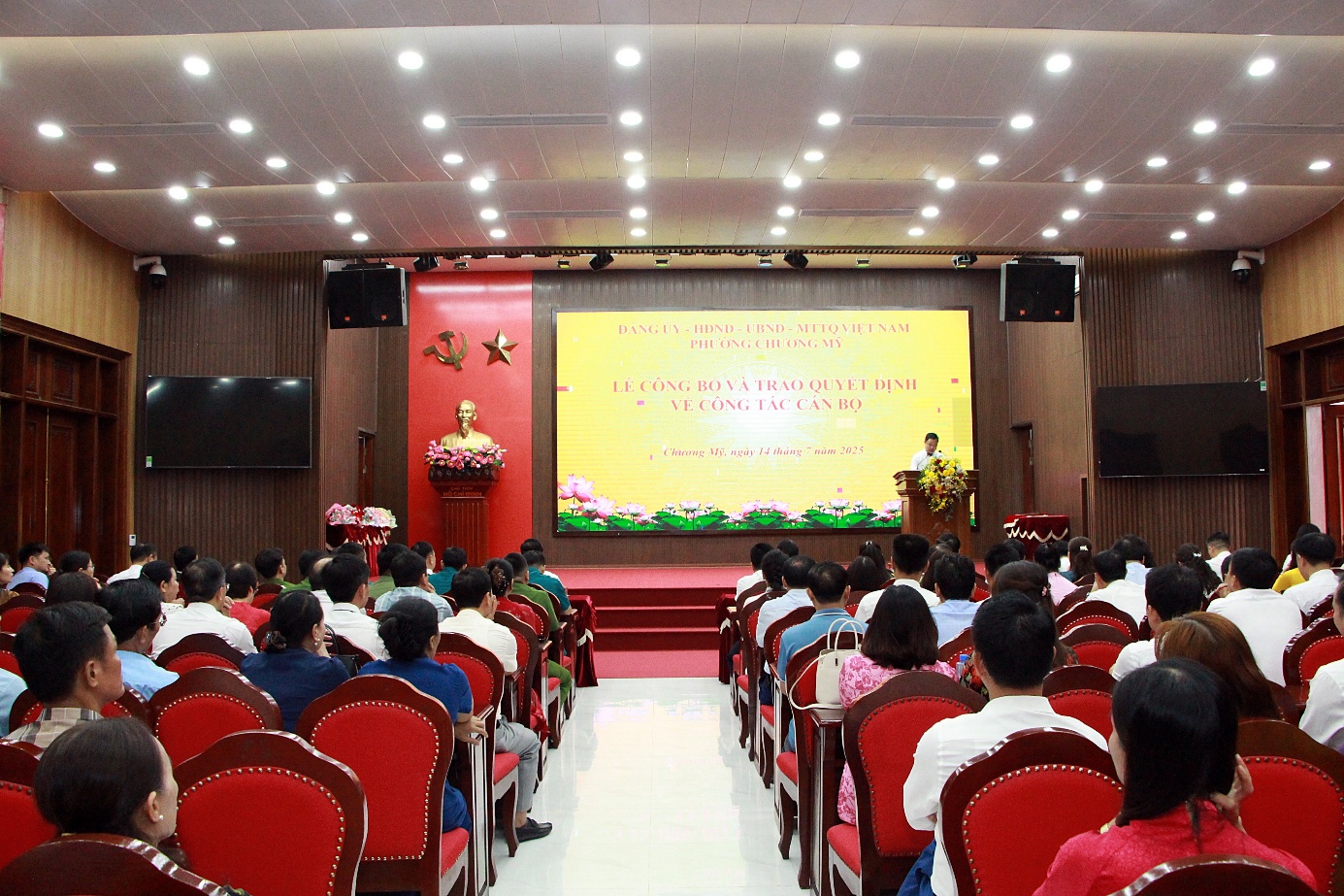 Chương Mỹ công bố và trao quyết định về công tác cán bộ; Triển khai kế hoạch Đại hội các Đảng bộ, Chi bộ trực thuộc tiến tới Đại hội đại biểu Đảng bộ phường Chương Mỹ lần thứ I, nhiệm kỳ 2025 - 2030- Ảnh 3.