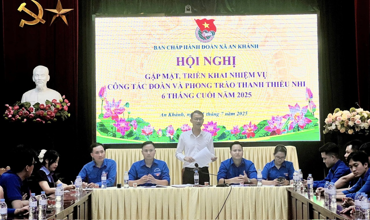 Gặp mặt, triển khai nhiệm vụ công tác Đoàn, phong trào thanh thiếu nhi 6 tháng cuối năm 2025- Ảnh 1.