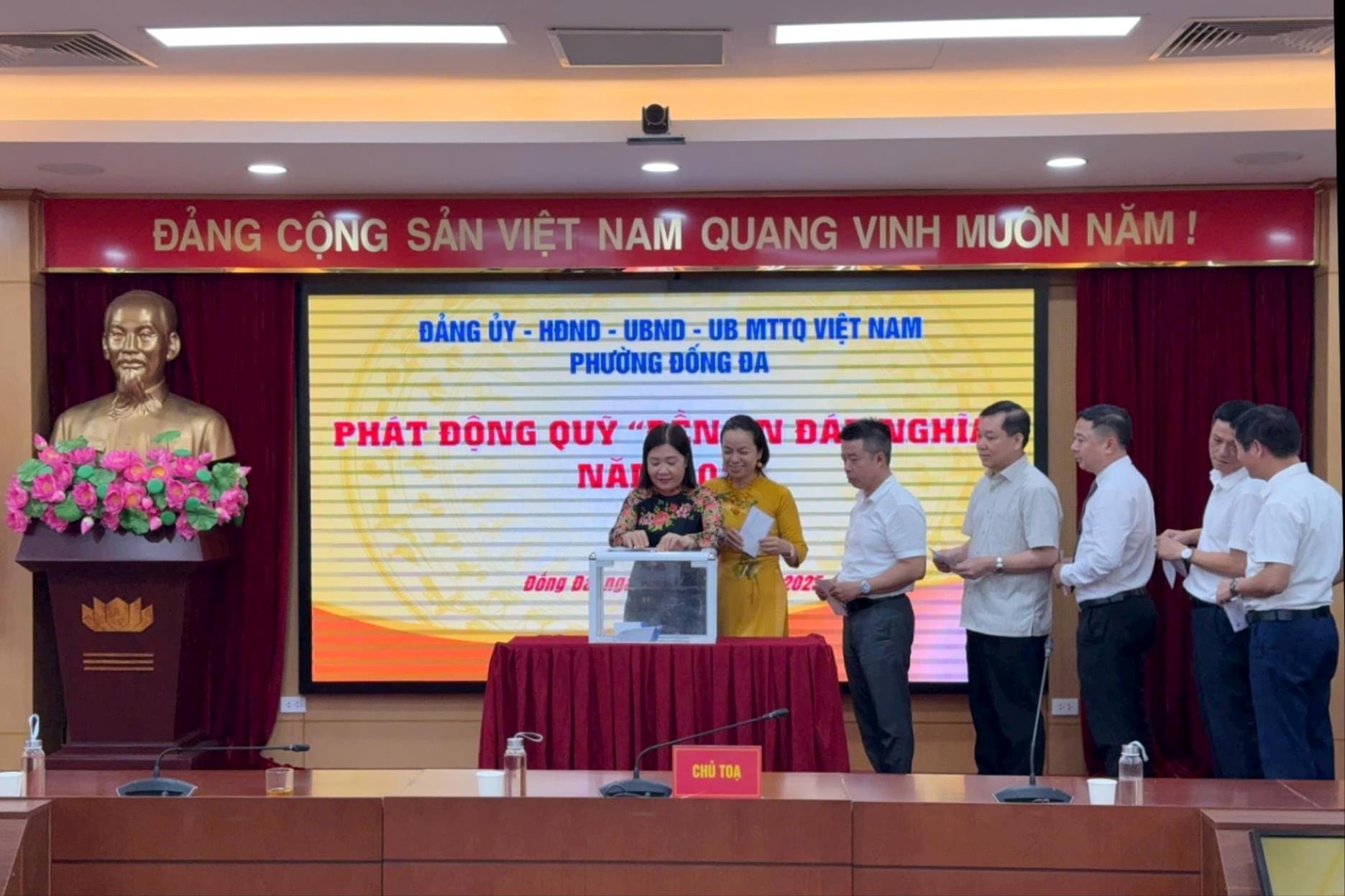 Đống Đa phát động phong trào “Cuối tuần xanh" và "Tổ dân phố xanh"- Ảnh 1.