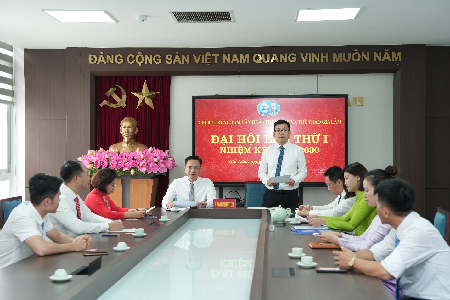 Đại hội Chi bộ Trung tâm VH-TT&TT xã Gia Lâm lần thứ nhất, nhiệm kỳ 2025–2030 thành công tốt đẹp- Ảnh 2.