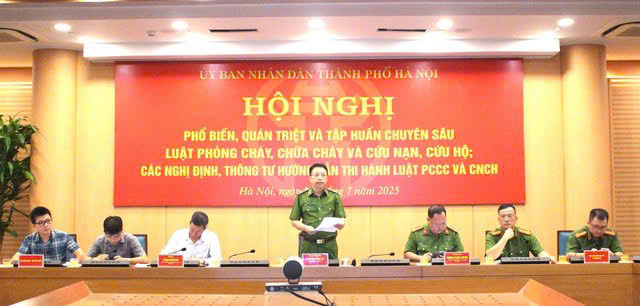Hoài Đức dự hội nghị phổ biến, quán triệt và tập huấn chuyên sâu Luật phòng cháy, chữa cháy & cứu nạn, cứu hộ- Ảnh 2.