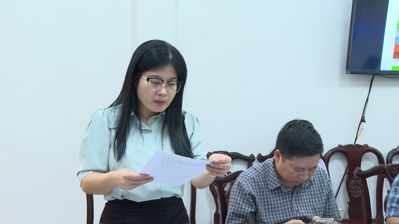 Hội nghị nghe báo cáo công tác chuẩn bị, trang trí tuyên tuyền, tổ chức phục vụ Đại hội Đảng bộ xã nhiệm kỳ 2025 - 2030- Ảnh 3.