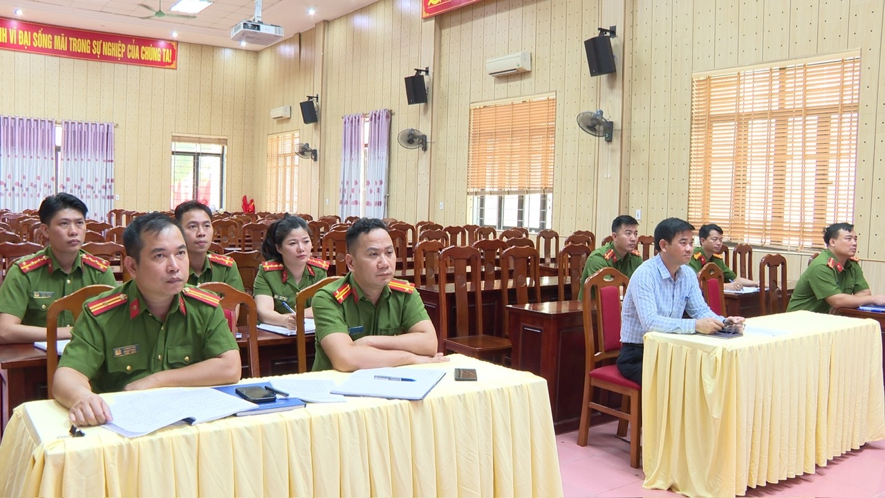 ​Tập huấn chuyên sâu Luật Phòng cháy, chữa cháy và cứu nạn, cứu hộ- Ảnh 1.