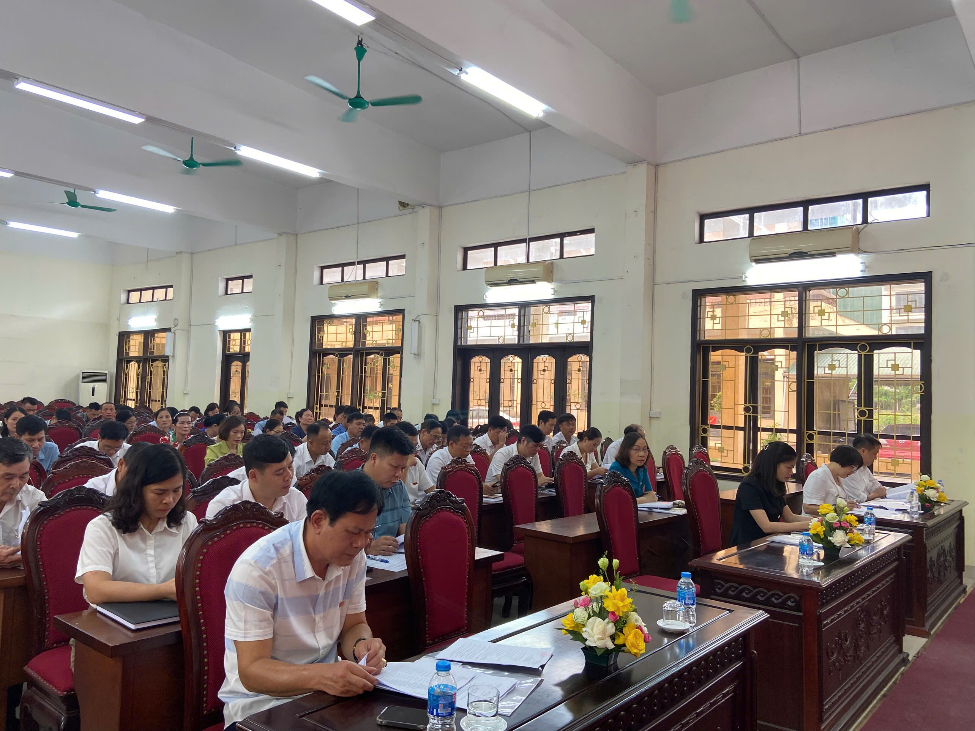 Kỳ họp thứ 2 HĐND xã Đan Phượng khóa XXII, nhiệm kỳ 2021-2026- Ảnh 3.