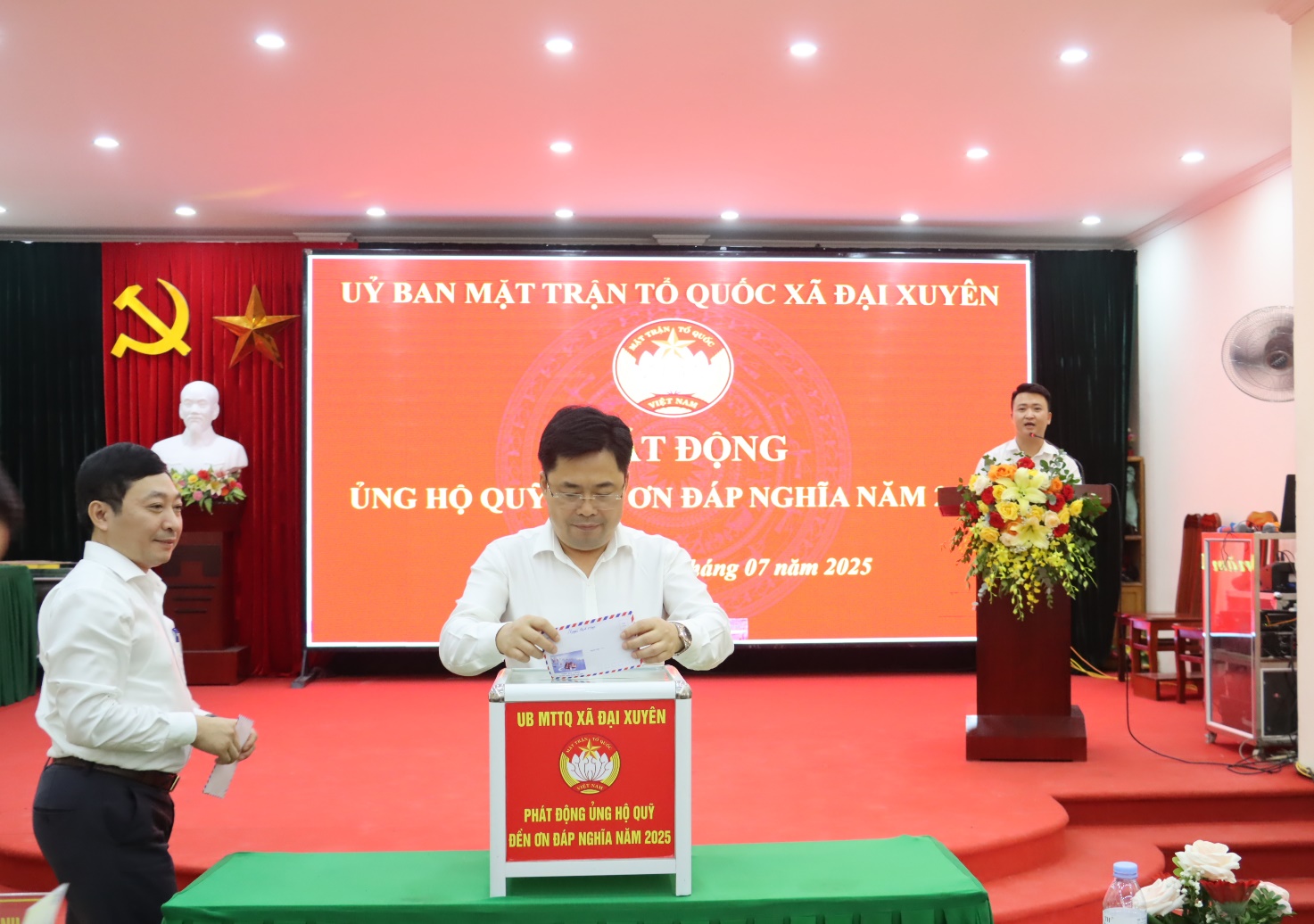 Ủy ban MTTQ xã Đại Xuyên  phát động ủng hộ Quỹ “Đền ơn đáp nghĩa” năm 2025- Ảnh 2.