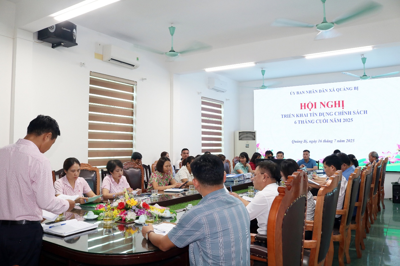 UBND xã Quảng Bị tổ chức Hội nghị triển khai tín dụng chính sách 6 tháng cuối năm 2025- Ảnh 1.