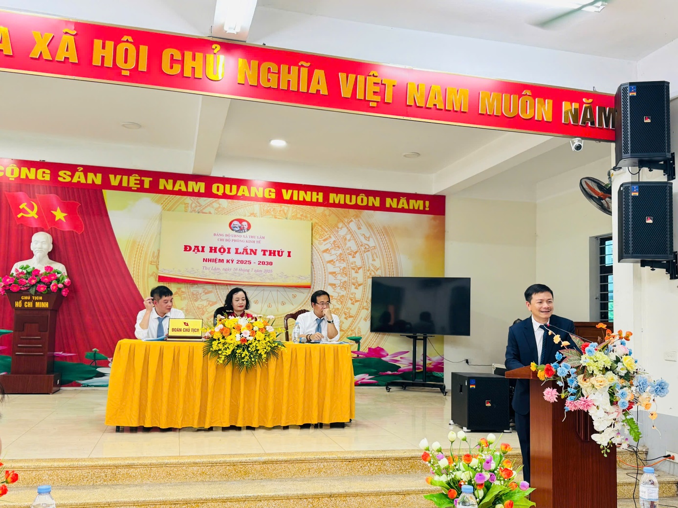ĐẠI HỘI CÁC CHI BỘ TRỰC THUỘC ĐẢNG BỘ CƠ SỞ LẦN THỨ I NHIỆM KỲ 2025–2030 XÃ THƯ LÂM THÀNH CÔNG TỐT ĐẸP- Ảnh 8.