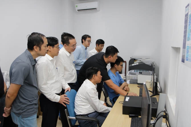 Bệnh viện Đa khoa Sơn Tây triển khai bệnh án điện tử phục vụ khám chữa bệnh- Ảnh 2.