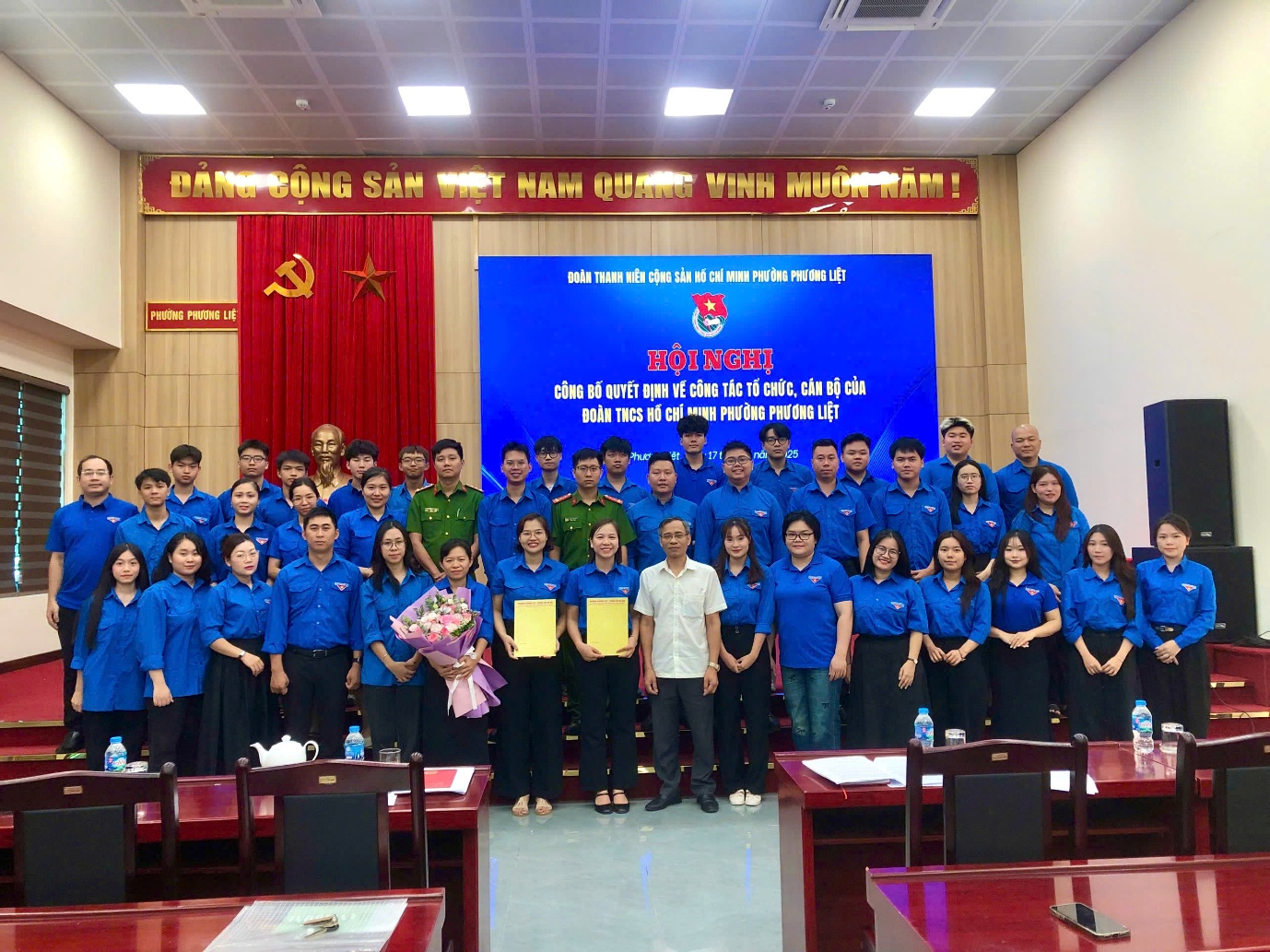 Đoàn phường Phương Liệt tổ chức Hội nghị công bố Quyết định về công tác tổ chức, cán bộ của Đoàn TNCS Hồ Chí Minh phường Phương Liệt; Hội nghị lần thứ nhất Ban Chấp hành Đoàn TNCS Hồ Chí Minh phường Phương Liệt- Ảnh 3.