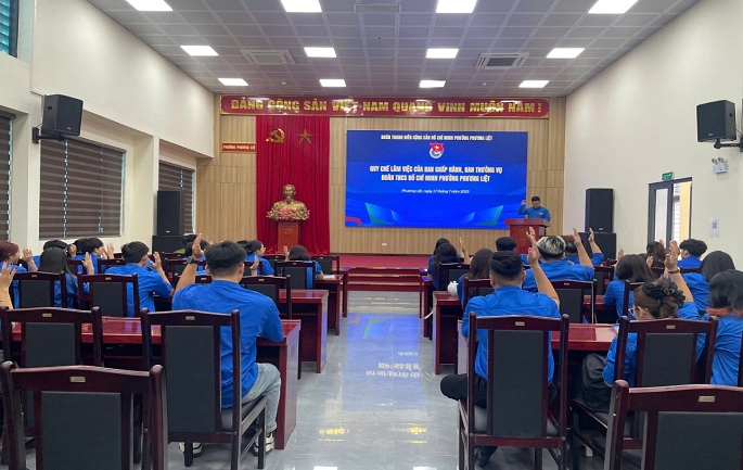 Đoàn phường Phương Liệt tổ chức Hội nghị công bố Quyết định về công tác tổ chức, cán bộ của Đoàn TNCS Hồ Chí Minh phường Phương Liệt; Hội nghị lần thứ nhất Ban Chấp hành Đoàn TNCS Hồ Chí Minh phường Phương Liệt- Ảnh 8.