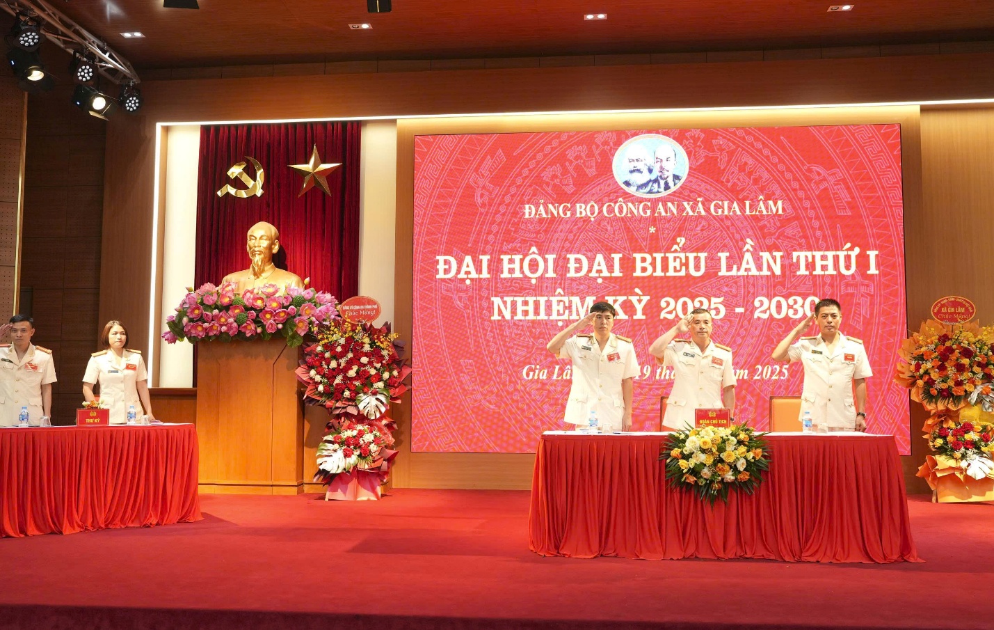 Đại hội Đảng bộ lần thứ nhất Công an xã Gia Lâm, nhiệm kỳ 2025 – 2030 thành công tốt đẹp- Ảnh 1.