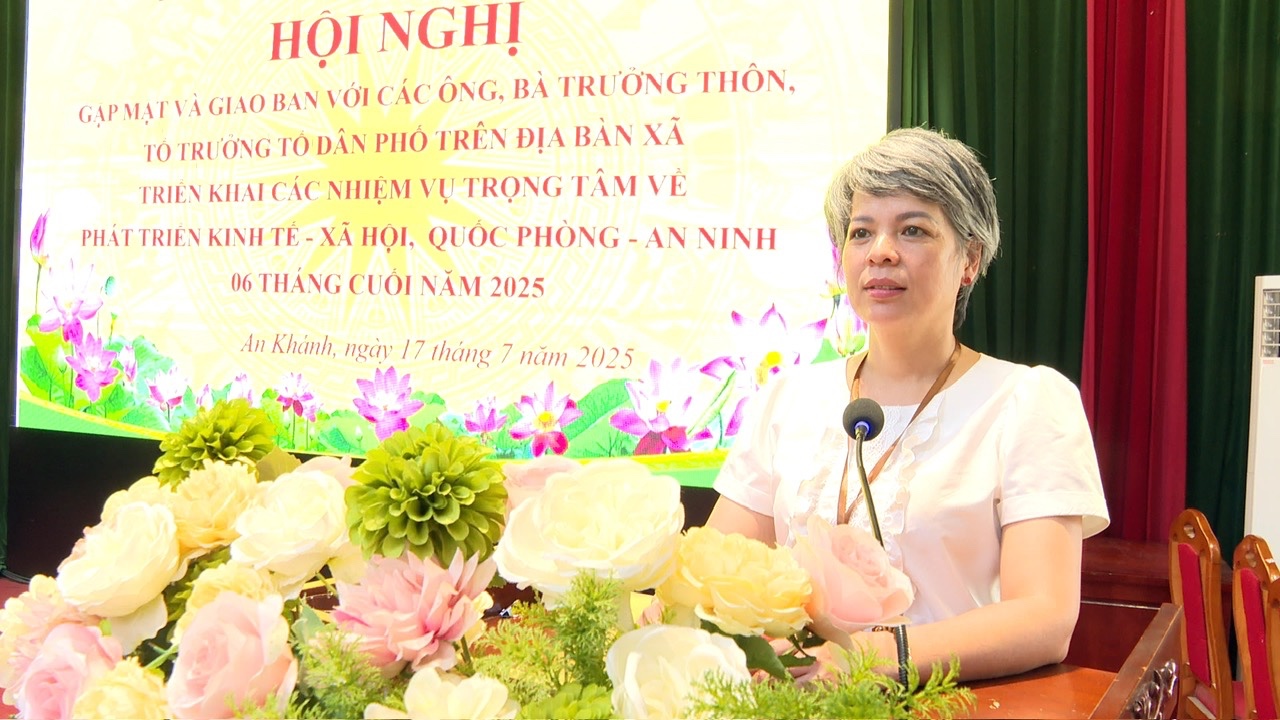UBND xã An Khánh gặp mặt và giao ban triển khai nhiệm vụ với các đồng chí Trưởng thôn, Tổ trưởng Tổ dân phố- Ảnh 1.