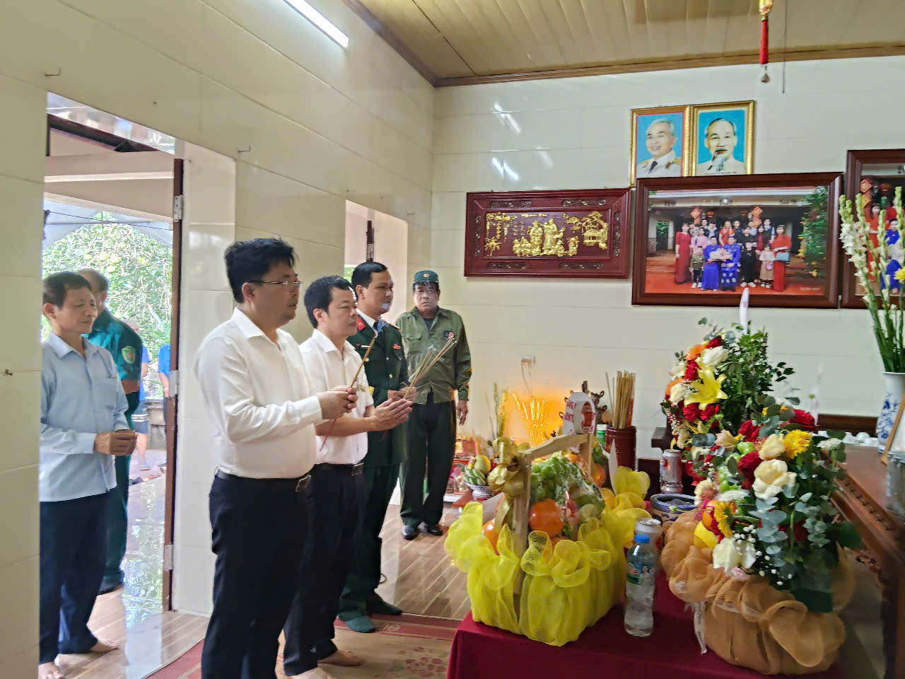 Đại Xuyên: Trao bằng “TỔ QUỐC GHI CÔNG” cho thân nhân Liệt sỹ- Ảnh 4.