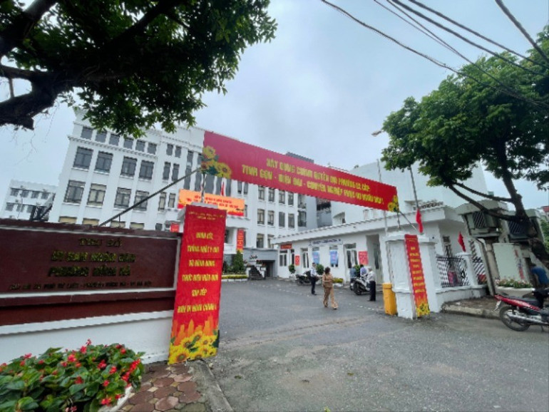 Người dân hài lòng với tinh thần phục vụ tận tình, chuyên nghiệp- Ảnh 4.