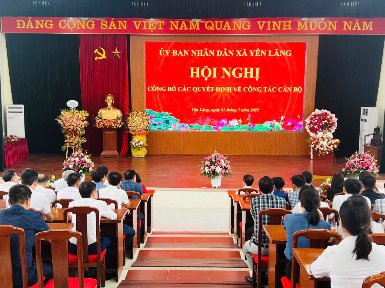 ỦY BAN NHÂN DÂN XÃ YÊN LÃNG CÔNG BỐ CÁC QUYẾT ĐỊNH VỀ CÔNG TÁC CÁN BỘ- Ảnh 1.