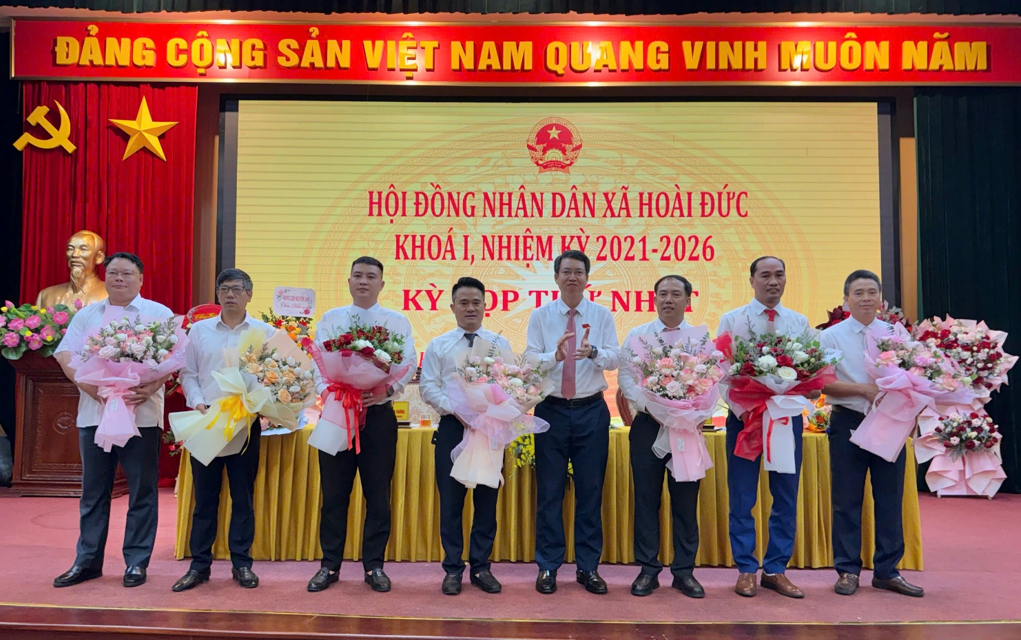 Kỳ họp thứ nhất HĐND xã Hoài Đức khoá I nhiệm kỳ 2021 – 2026- Ảnh 6.