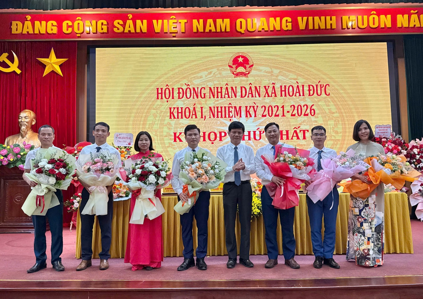 Kỳ họp thứ nhất HĐND xã Hoài Đức khoá I nhiệm kỳ 2021 – 2026- Ảnh 7.