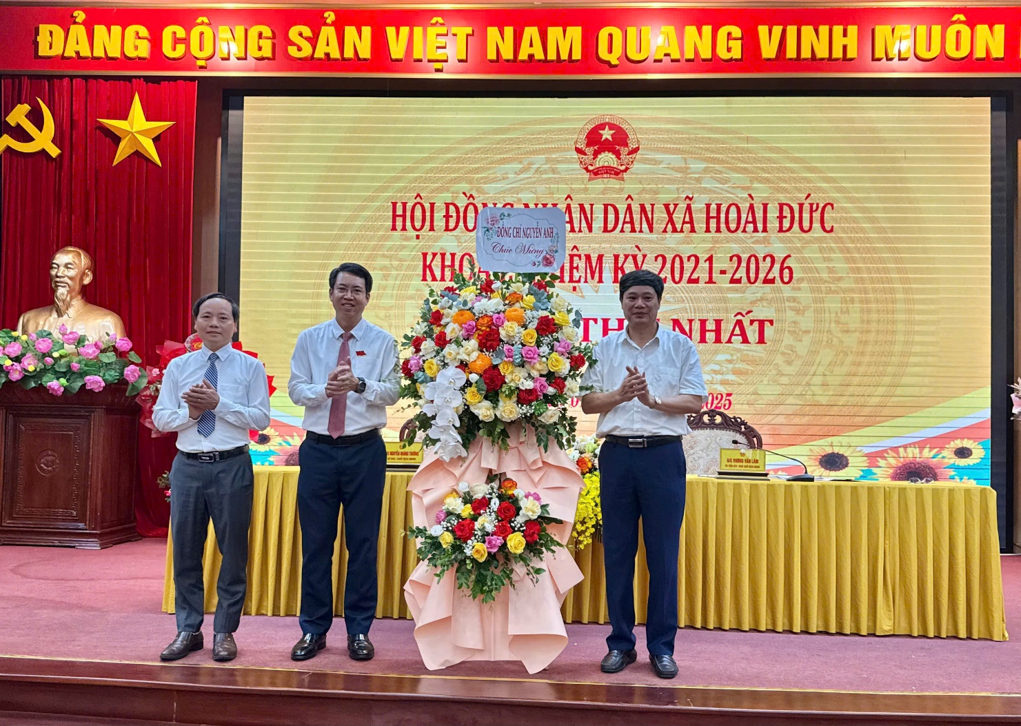 Kỳ họp thứ nhất HĐND xã Hoài Đức khoá I nhiệm kỳ 2021 – 2026- Ảnh 10.
