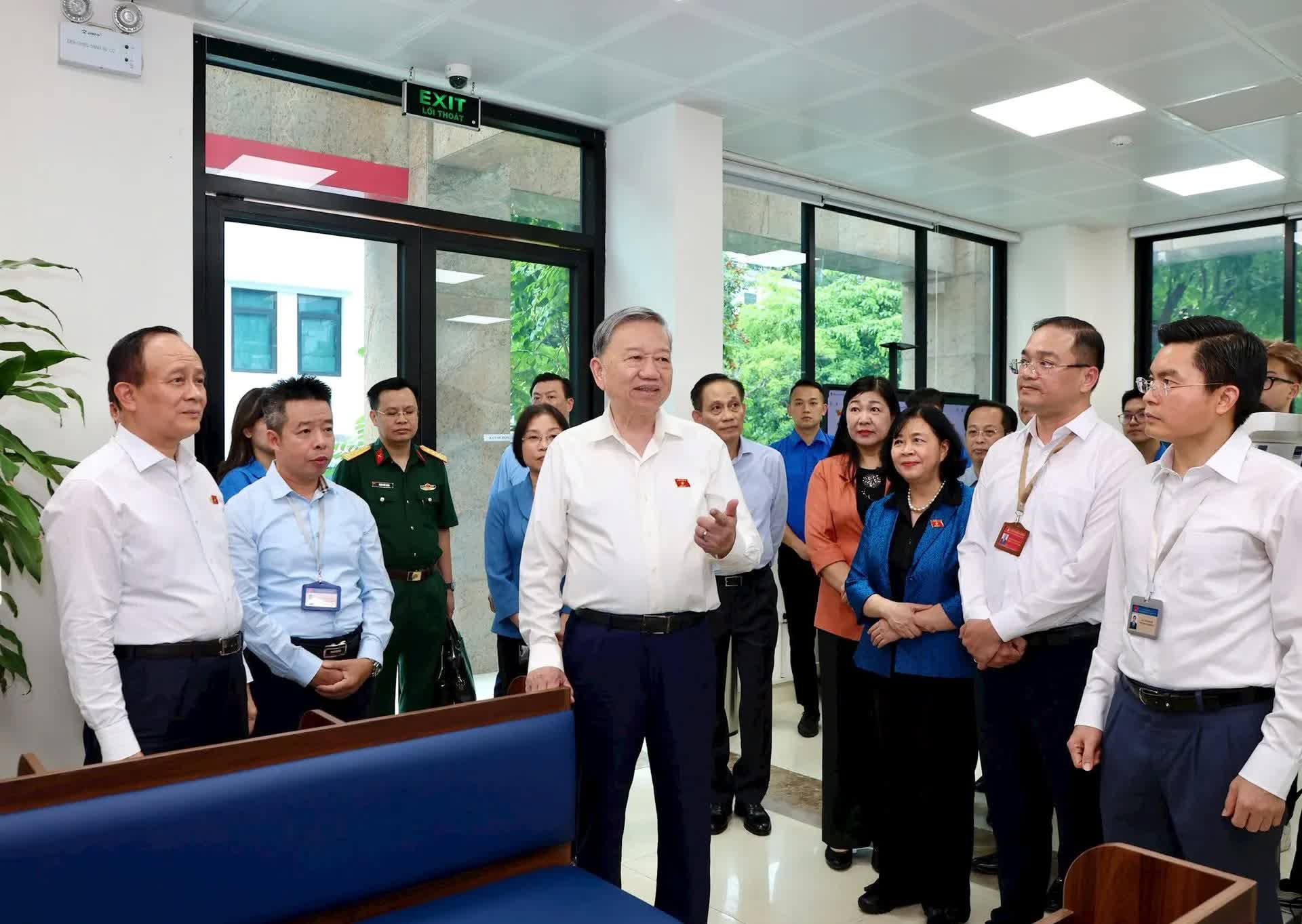 Tổng Bí thư Tô Lâm: với sự đoàn kết, quyết tâm và đổi mới, Hà Nội sẽ tiếp tục giữ vững vai trò đầu tàu dẫn dắt của cả nước- Ảnh 1.