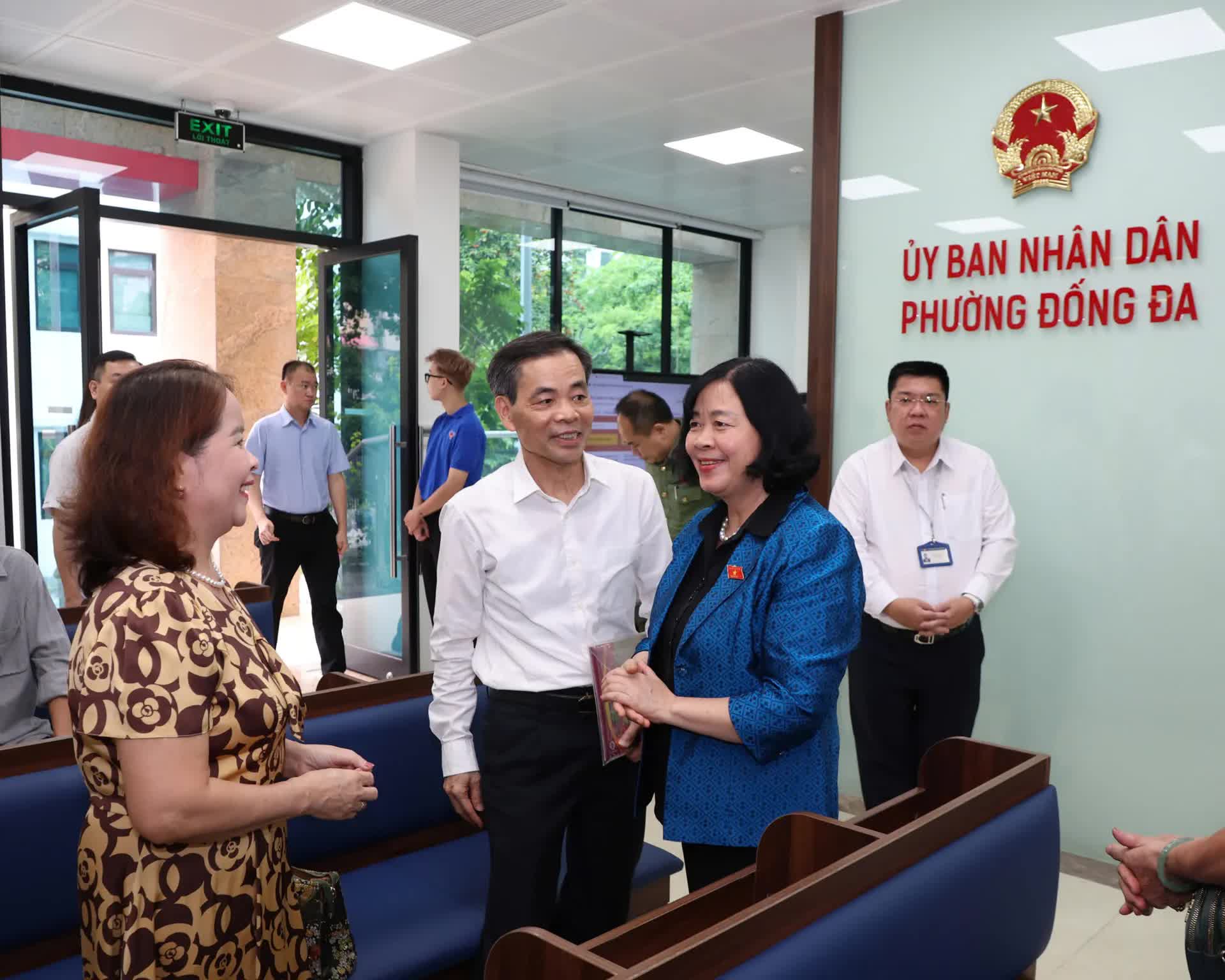 [Ảnh] Tổng Bí thư Tô Lâm tiếp xúc cử tri Hà Nội sau Kỳ họp thứ 9 Quốc hội khóa XV- Ảnh 5.
