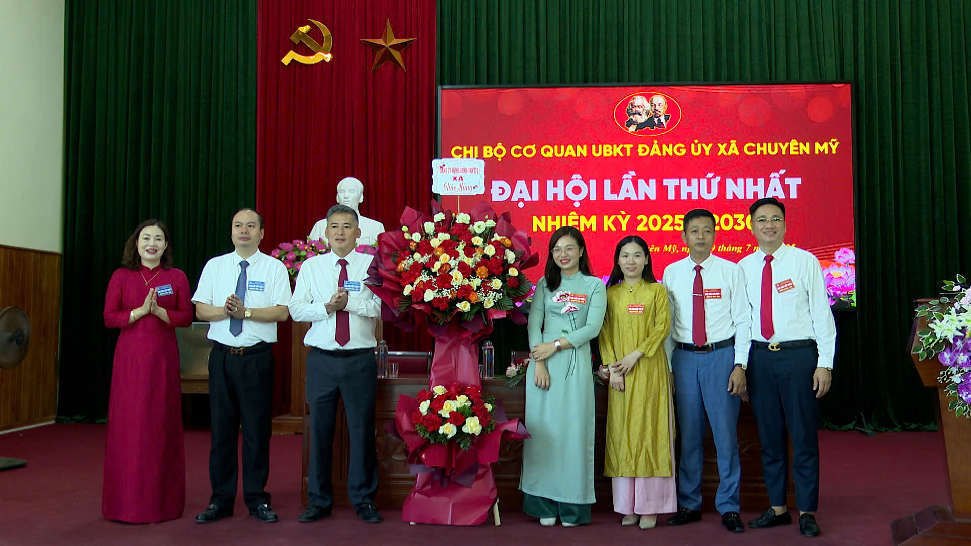 Một số hình số hình ảnh Đại hội chi bộ lần thứ nhất các cơ quan Đảng thuộc Đảng uỷ  xã Chuyên Mỹ - Ảnh 15.